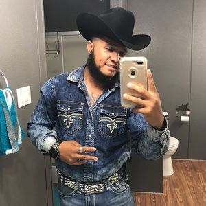 Meet your Posher, Gerardo